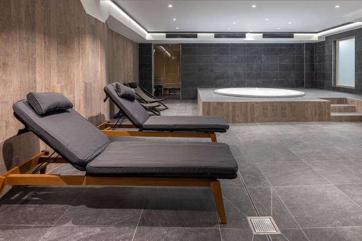 Gîte pour 6 personnes, avec sauna et balcon à Saint-Chaffrey