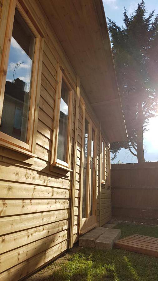 Entire apartment, Studio Apartment in Ealing, London