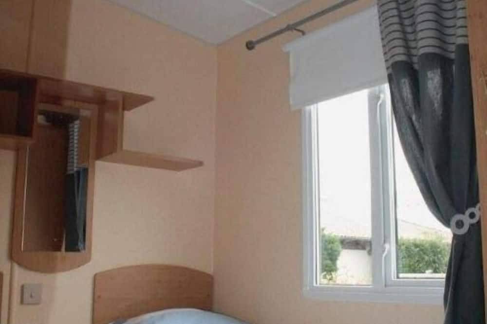 Mobilhome 6/8 pers. in a 4* outdoor village in Gastes, Côte d’Argent