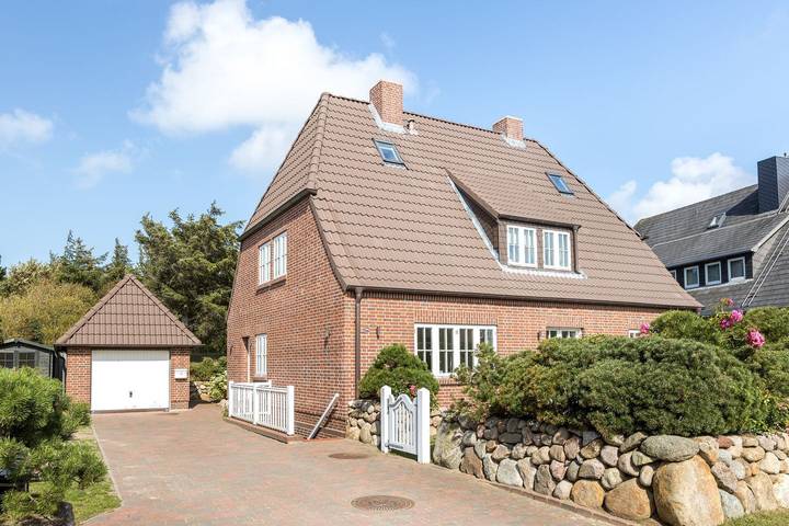 Ganze Wohnung, Luxus-App., strandnah für 4 Pers. mit Sauna, Terrasse, WLAN. Haustiere erlaubt. in Westerland, Sylt (Gemeinde)