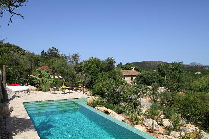 Villa für 6 Personen, mit Balkon und Garten in Pollença