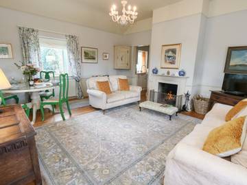 Glamping for 4 People in Dorset, South West England, Photo 3