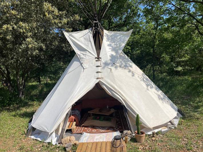 Camping pour 3 personnes, avec vue et jardin