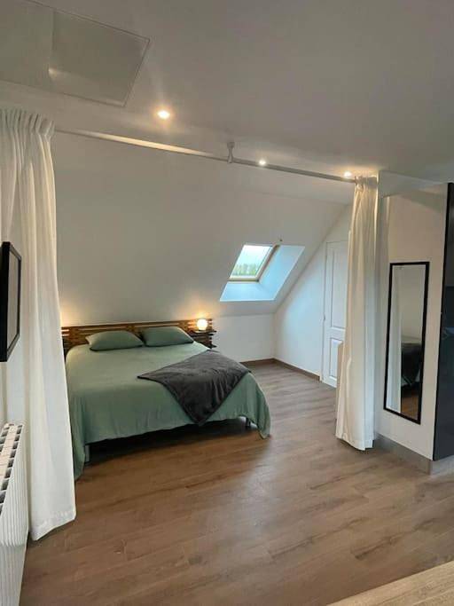 Gîte pour 4 personnes, avec Balcon ainsi que Terrasse et Vue à Treffendel