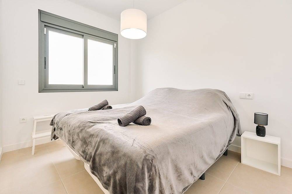 Apartamento entero, Luxe Penthouse Marinsa Beach, Mc01, Korte Loopafstand van Strand en Boulevard in Torrox Costa, Torrox