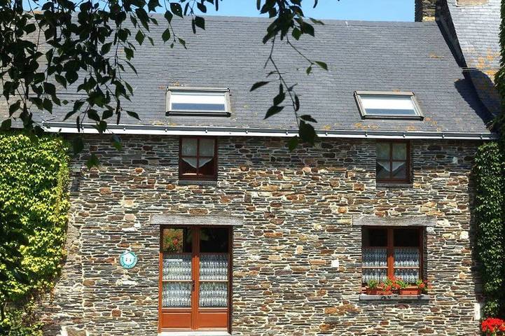 Gîte pour 6 personnes, avec Terrasse et Jardin