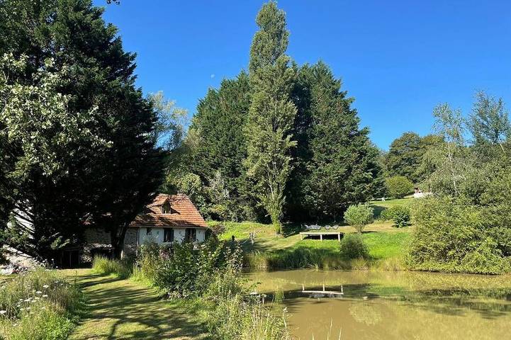 Agriturismo pour 6 personnes, avec jardin à Saint-Paul-la-Roche