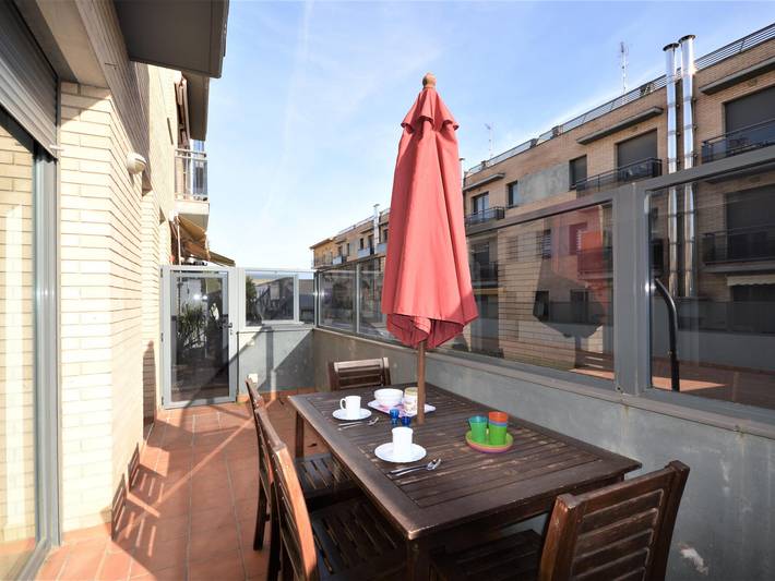 Apartamento entero, Apartamento en Sant Pere Pescador: 3 habitaciones, A/A, jardín y piscina comunitarios in San Pedro Pescador, Alt Empordà