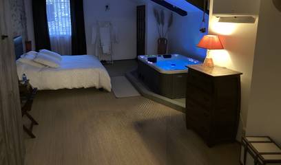 Chambre D’hôte pour 2 Personnes dans Faugères, Parc naturel régional du Haut-Languedoc, Photo 2