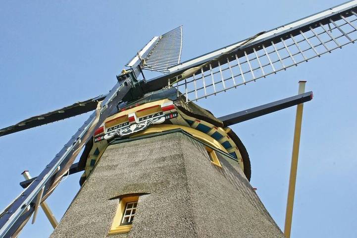 Windmill close to Amsterdam, 3 bedrooms, bathroom, kitchen, living, view in Abcoude, Groene Hart