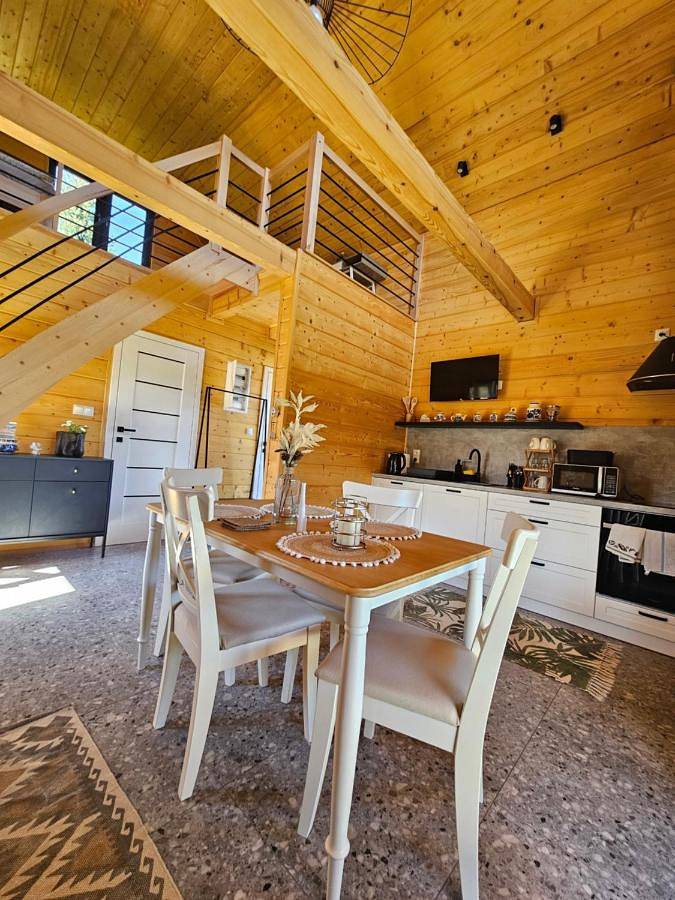 Two-Bedroom Chalet in Karpaty (Polska)