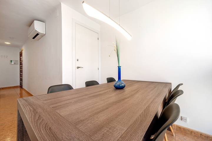 Ganze Wohnung, Ferienwohnung 'Central Modern 3bdr' mit Wlan und Klimaanlage in Platja del Clot (Vinaròs), Vinaròs