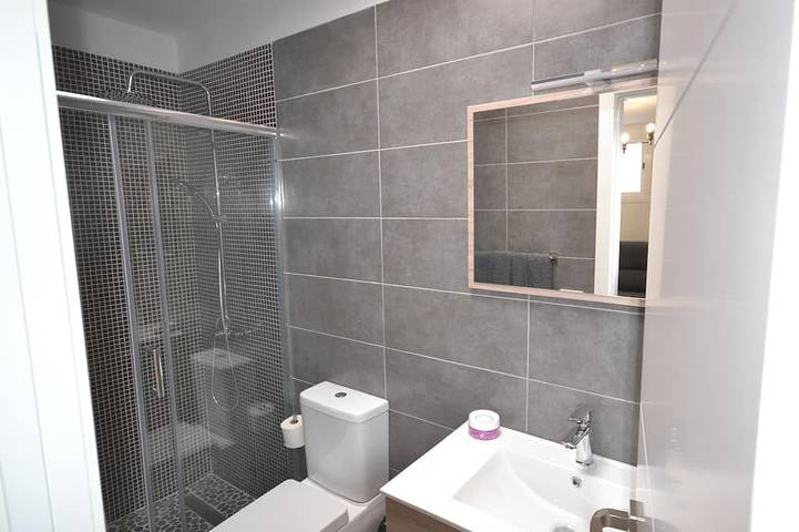 Appartement entier, Pequeño y Cómodo estudio para descansar in Playa del Búnker (Arona), Arona