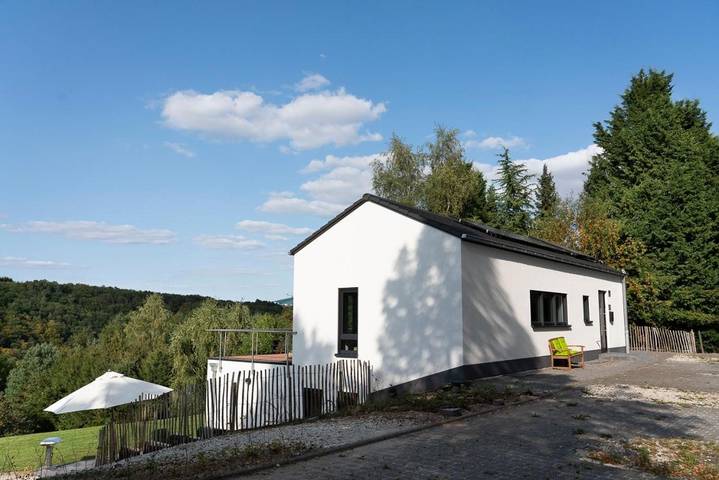Ferienhaus für 6 Personen, mit Sauna und Ausblick sowie Garten in Morbach - 3