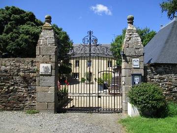 Cottage pour 4 personnes, avec jardin à Dol-de-Bretagne