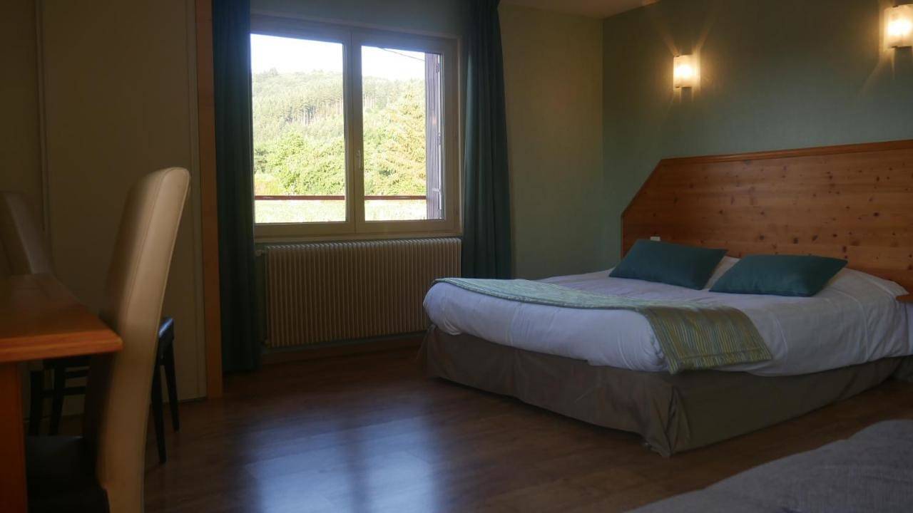 Double Room in Montmelard, Région de Mâcon