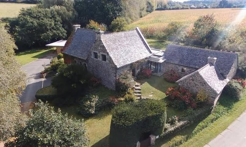 Chambre d’hôte pour 2 personnes, avec Terrasse ainsi que Jardin et Sauna à Plestin-les-Grèves