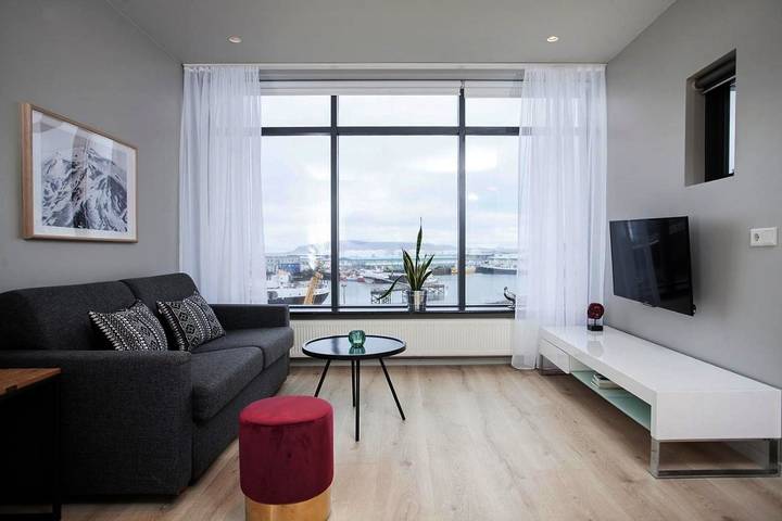 Vacation rental for 4 people, with Balcony and Terrace as well as View in Reykjavík