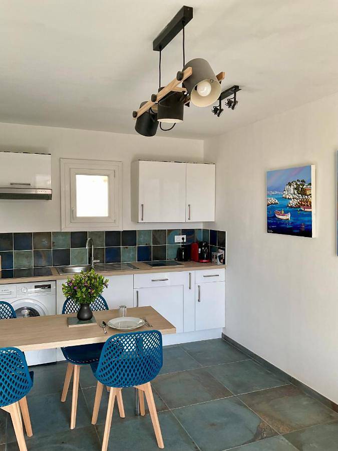 Appartement entier, App'Art Galerie Vue mer in Sausset-les-Pins, Côte méditerranéenne (France)