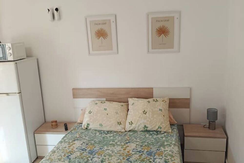 Entire apartment, Loft Solpor - Your haven of calm in front of the sunset in Marín, Rías Baixas