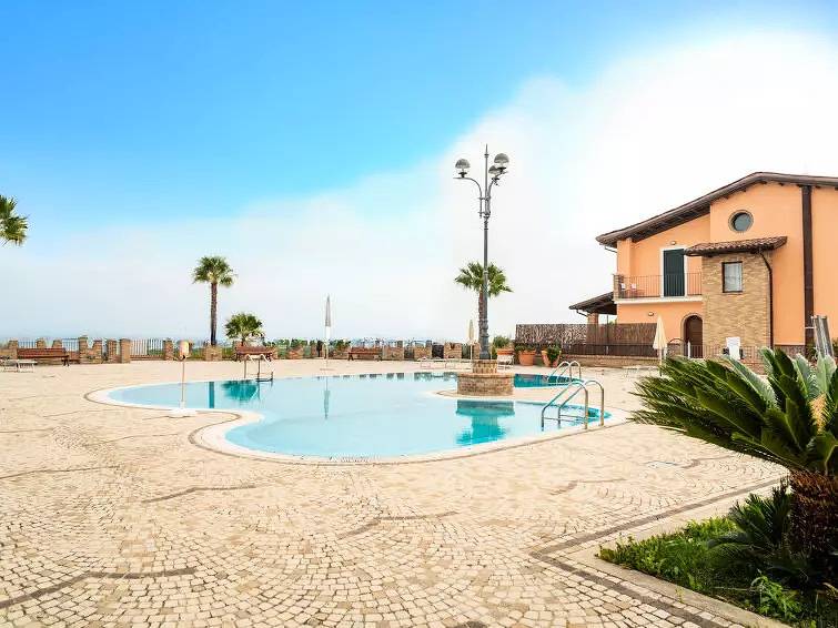 Apartamento entero, 2 estancias 3 Personas in Tortoreto (Comune), Provincia de Teramo