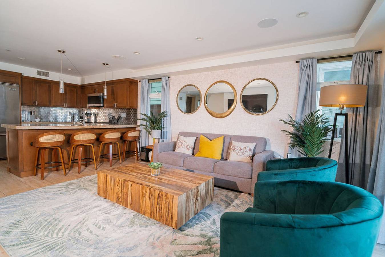 7 Br, 2 Hot Tubs, Rooftop, Beach Block, Ocean View in Newport Beach, Condado de Orange