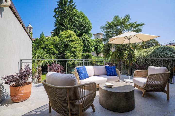 Feriehus for 4 personer, med udsigt og have samt terrasse - 1