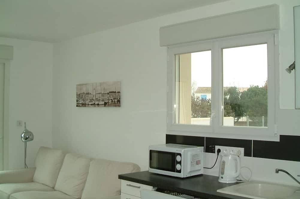 200m from the ocean, villa Boyard in residence with swimming pool ... Les Thalassiles in Fouras, Rochefort region