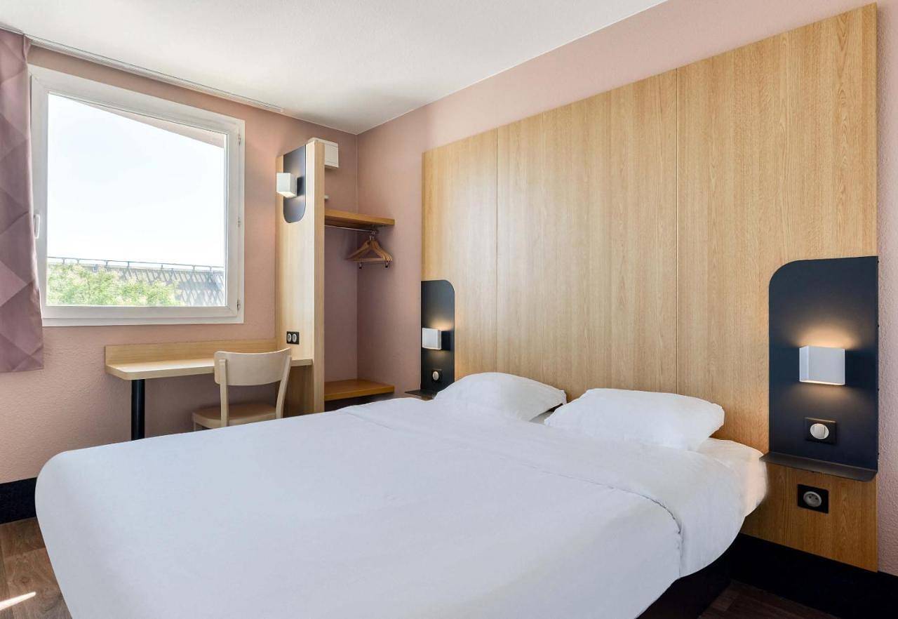 B&B Hotel Béziers in Villeneuve-lès-Béziers, Côte d'Améthyste