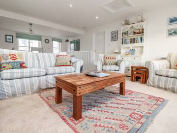 Log Cabin for 4 People in St Mawes, Cornwall, Photo 4
