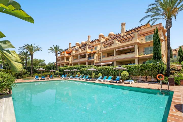 Location de vacances pour 5 personnes, avec balcon sur la Costa del Sol