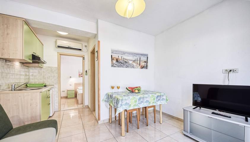 Apartament wakacyjny dla 3 osób, z widok na ocean w Brac