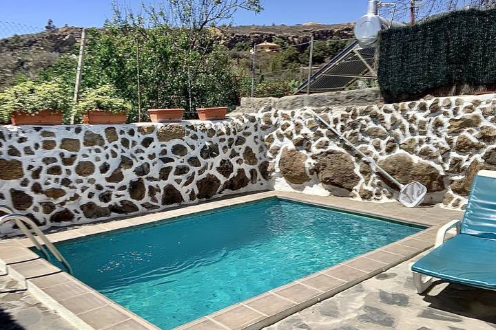 Casa rural para 5 personas, con terraza además de piscina y jardín en Granadilla de Abona - 2