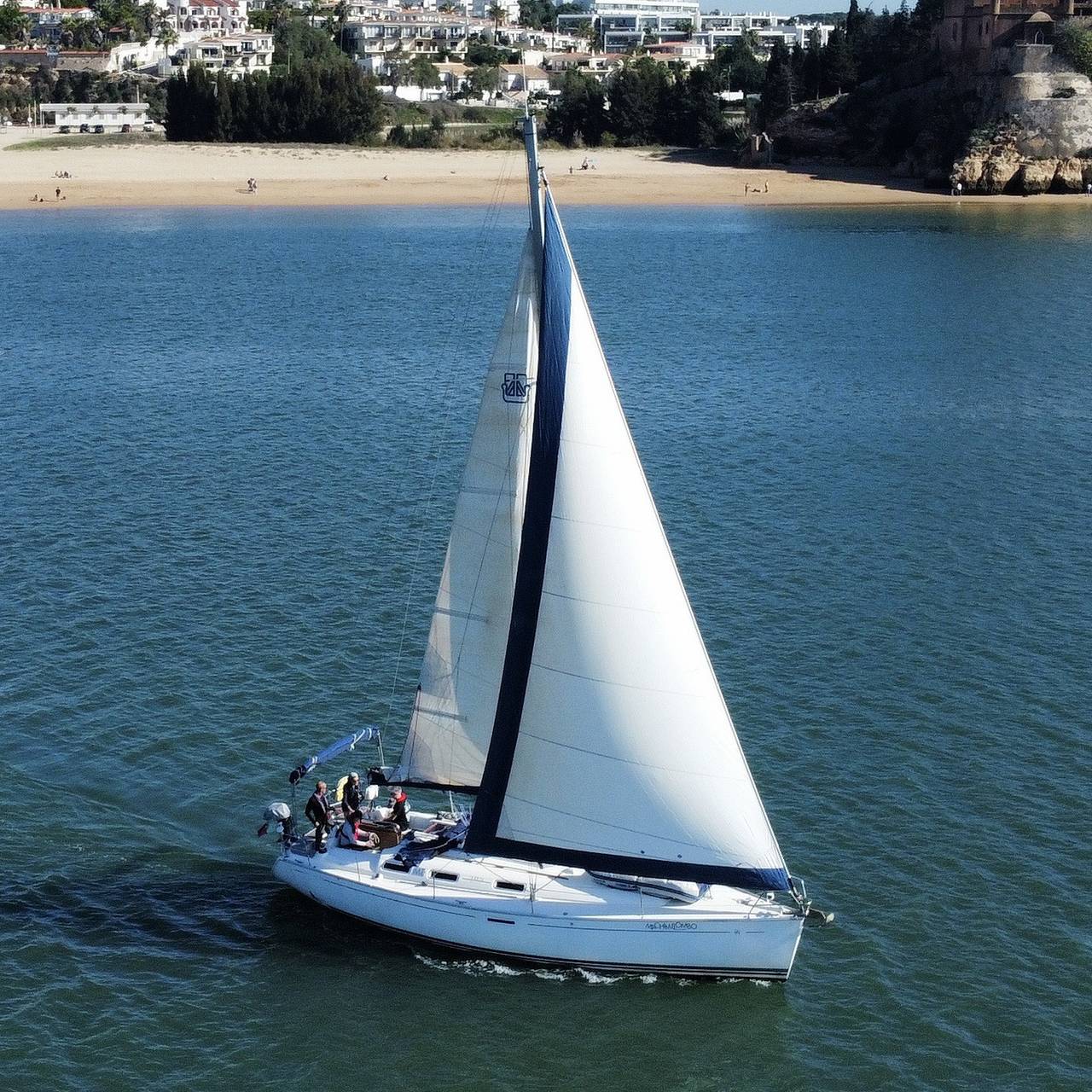 Bateau pour 4 personnes in Praia da Rocha, Portimão