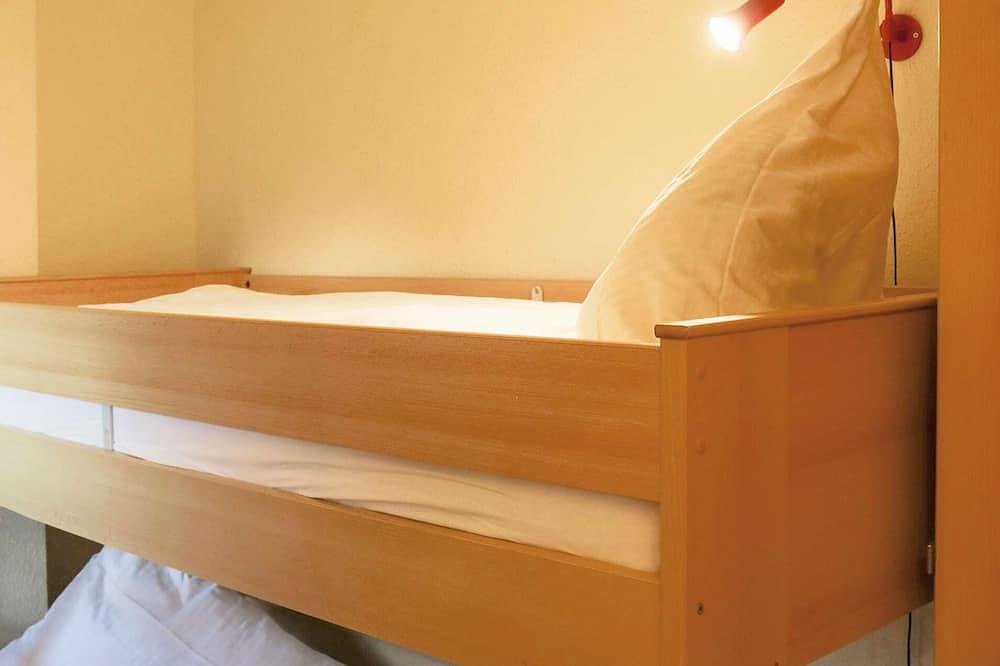 Ganze Wohnung, Gemütliche Ferienwohnung im Ferienpark Seedorf mit Balkon und Wlan in Seedorf (Sellin), Sellin