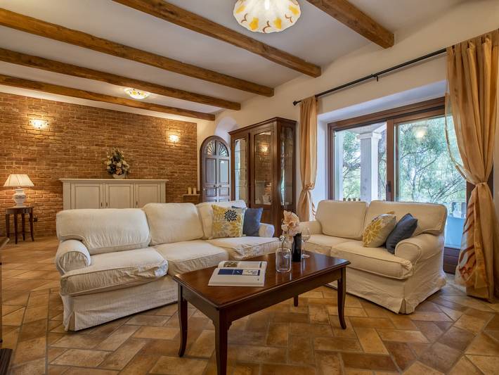 Location de vacances pour 7 personnes, avec jardin et terrasse à Badesi - 3