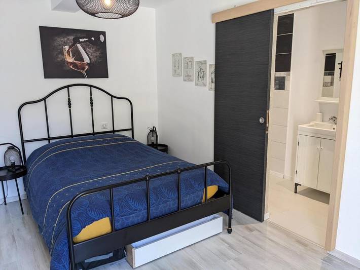 Gîte pour 2 personnes, avec Terrasse et Vue à Liergues