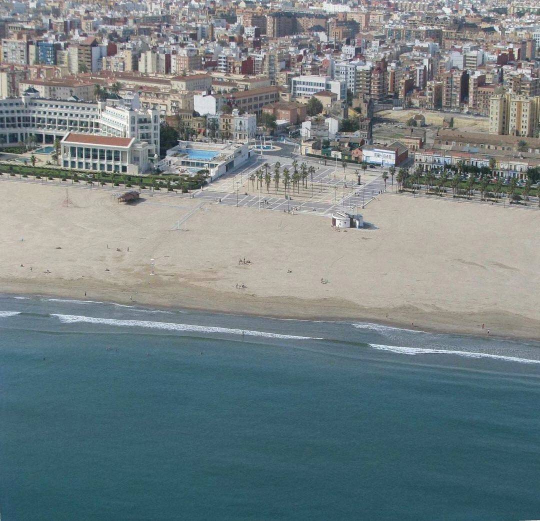 Malvarrosa Calle Pavia in Platja del Cabanyal - Les Arenes (Valencia), Valencia