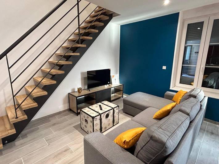 Location de vacances pour 9 personnes, avec vue et jardin à La Vernelle - 2