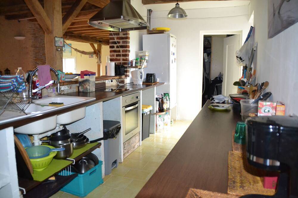 Location maison entière ou chambres à la campagne à Teloché (72) in Teloché, Sarthe