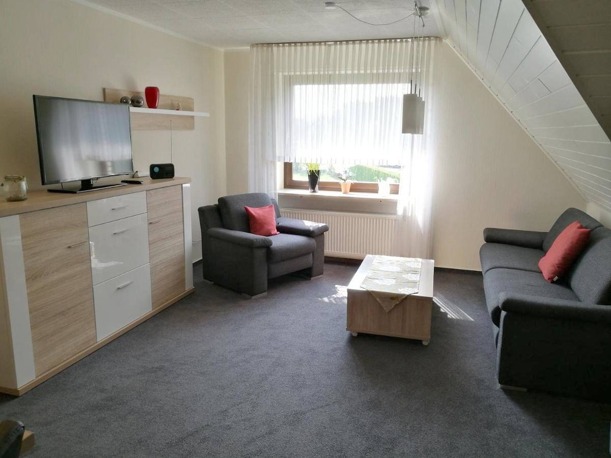 Ganze Wohnung, Apartment with Balcony in Bad Westernkotten, Erwitte