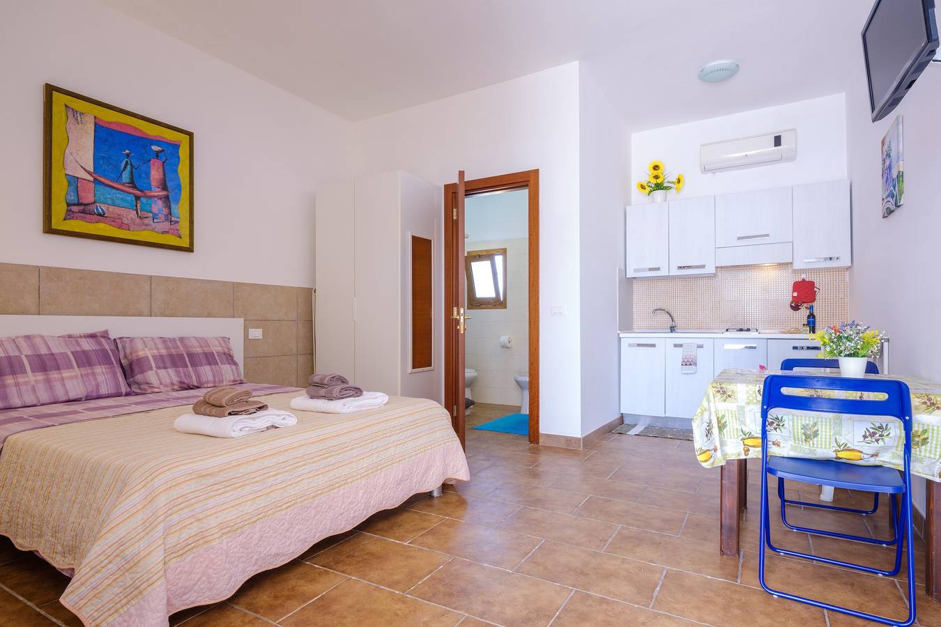 Monolocale intero, Appartamento 'Mamba House 1' con terrazza privata, giardino in comune e aria condizionata in Borgagne, Melendugno