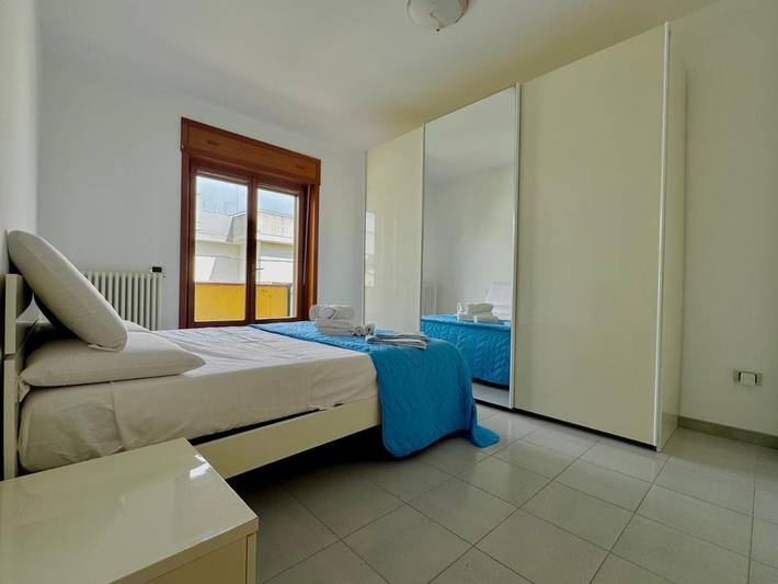 Gîte pour 5 personnes, avec Balcon et Terrasse à Rocca Imperiale