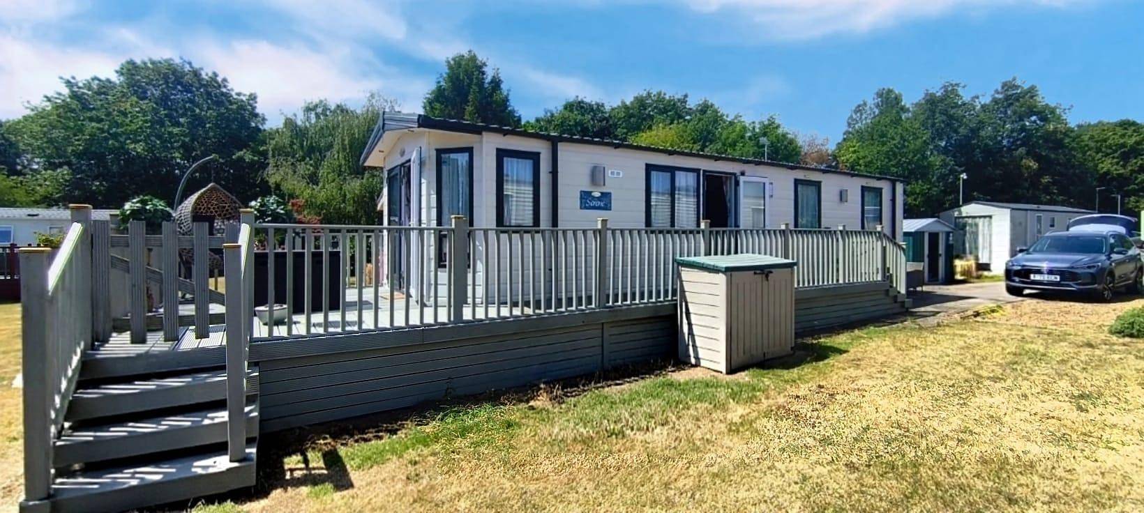 Static Caravan 2 Bed Sleeps 6 Dog Friendly in Northampton, Northamptonshire