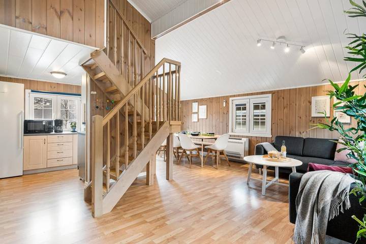 Bungalow für 8 Personen, mit Pool und Ausblick sowie Garten und Seeblick in Norwegen - 3