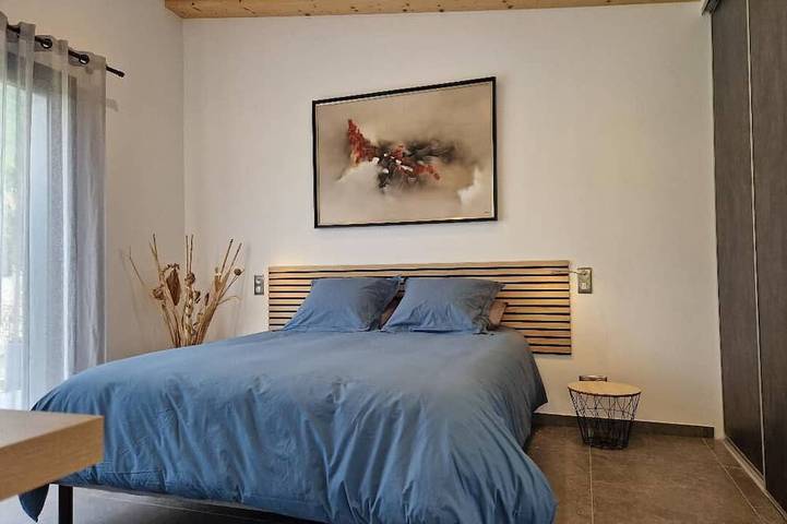 Location de vacances pour 2 personnes, avec terrasse ainsi que jacuzzi et jardin à Faverges - 2