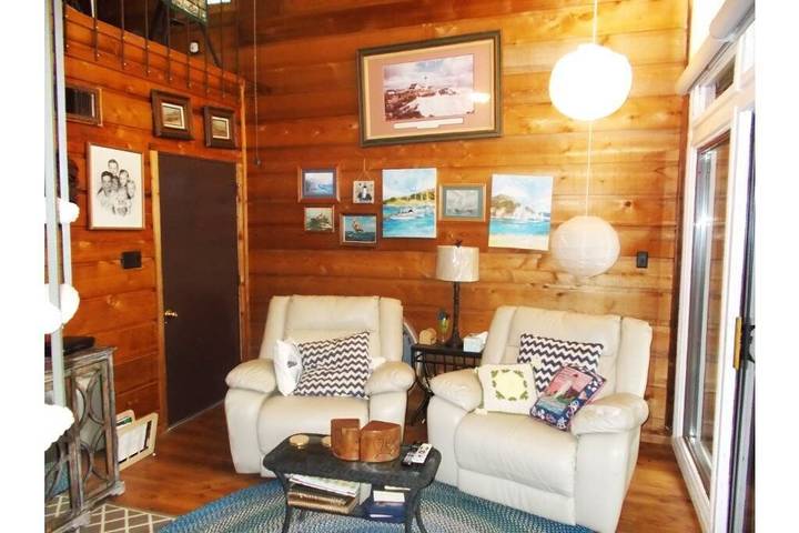 Vacation rental for 6 people, with hot tub and terrace in Kentucky Lake
