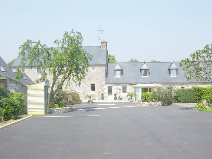 Chambre d’hôte pour 4 personnes, avec jardin et piscine à Lézardrieux - 2