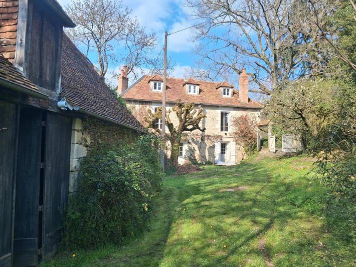 Location de vacances pour 8 personnes, avec jardin et vue à Cherveix-Cubas - 2
