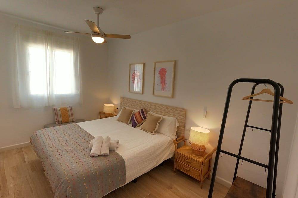 Villa Muscari Nature 200 meters from the beach 10 pax in Los Canos de Meca, Barbate